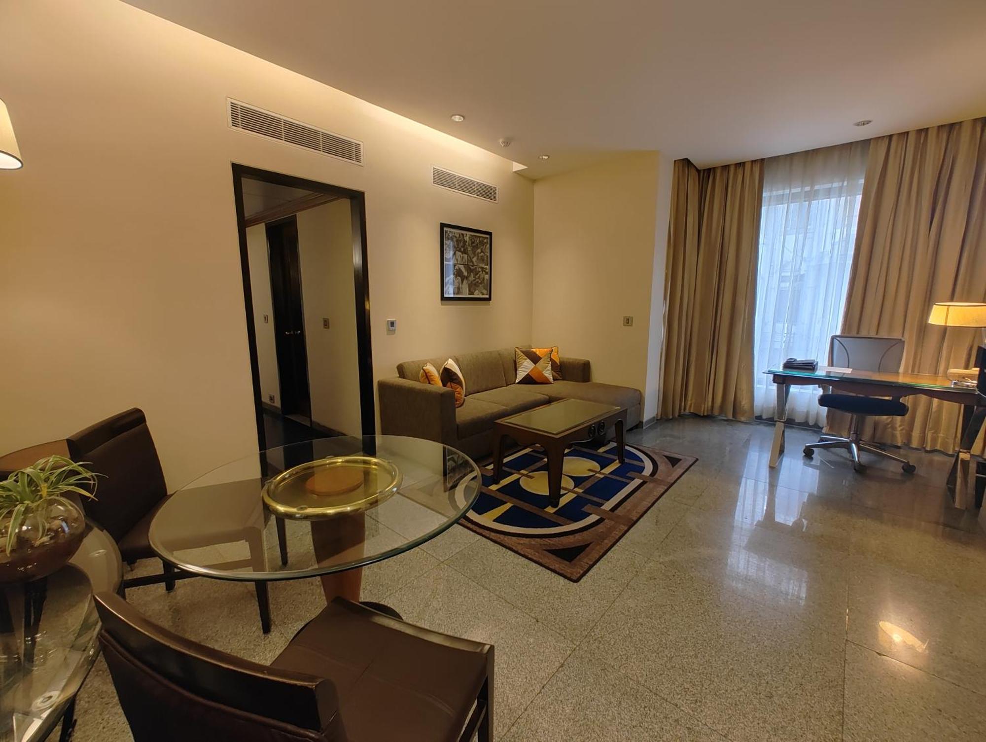 Hotel Marine Plaza Mumbai Exterior foto