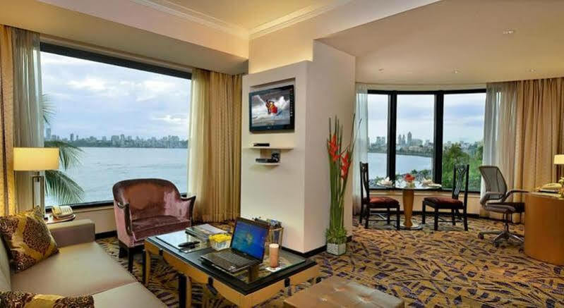 Hotel Marine Plaza Mumbai Exterior foto